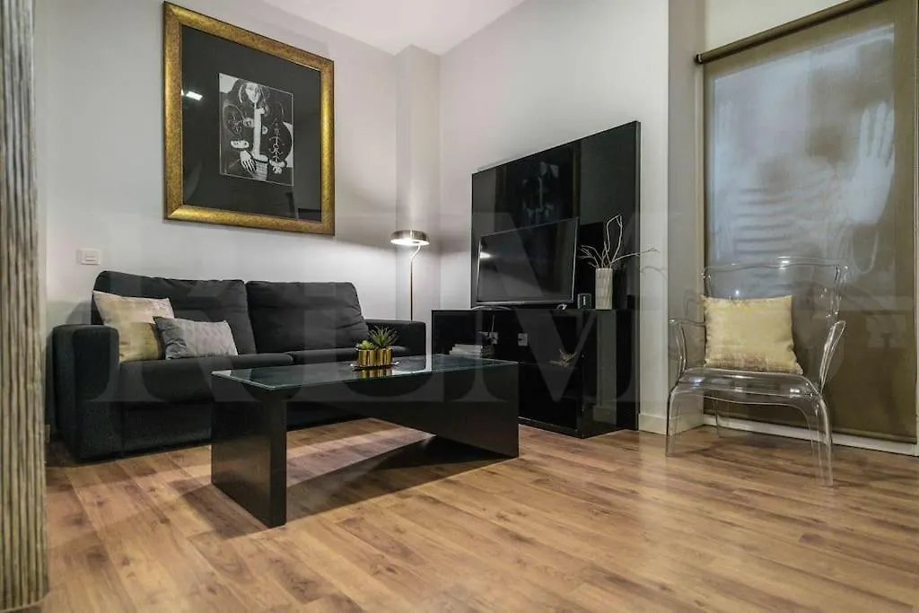 Quiet Apartment In The Heart Of Malaga By Rems