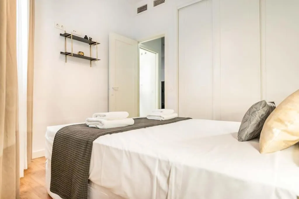 Quiet Apartment In The Heart Of Malaga By Rems
